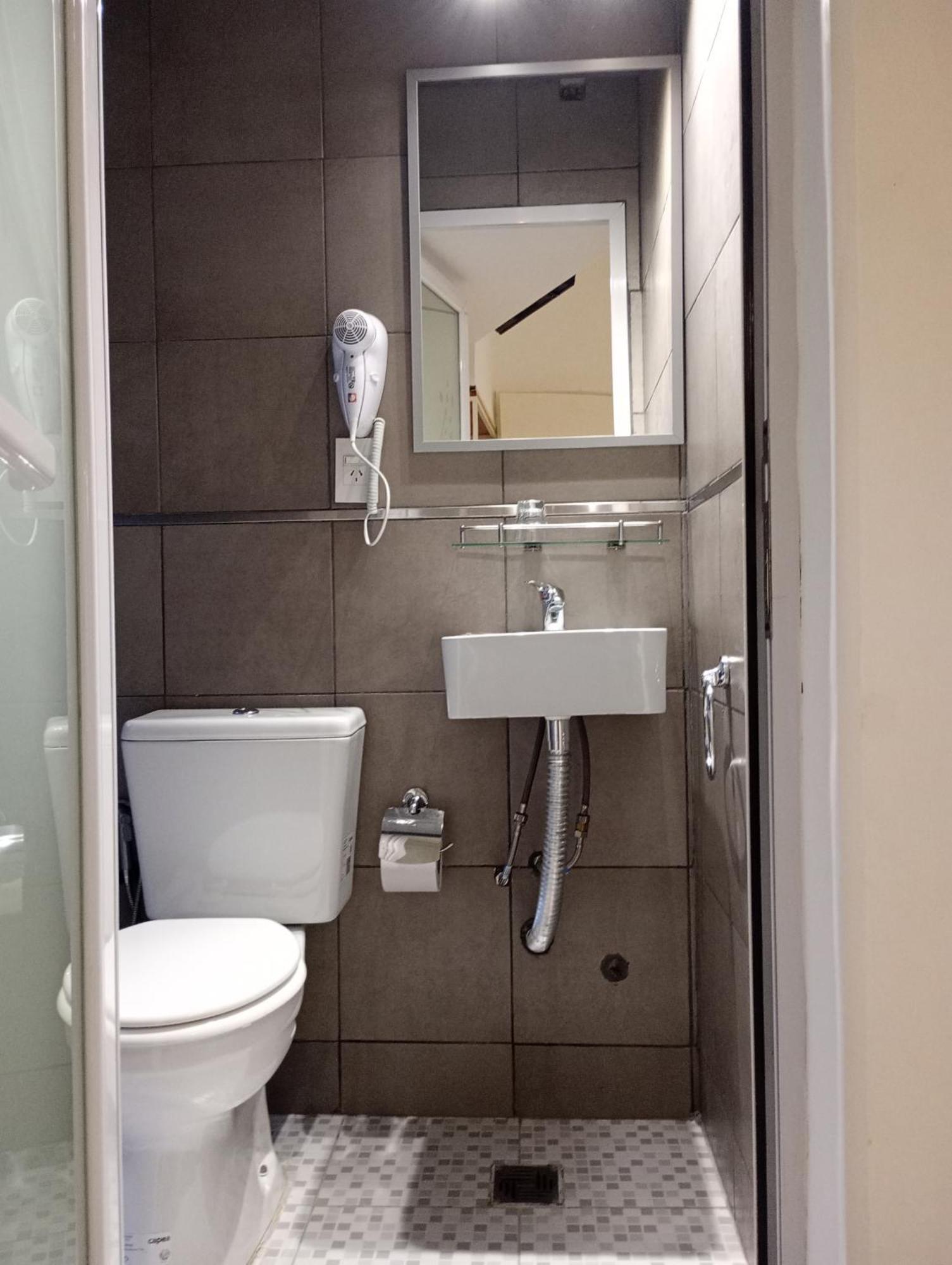 Hotel Milan بوينس آيرس الغرفة الصورة